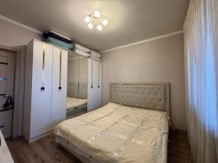 Двухкомнатная  квартира в мкр Айнабулак-1
