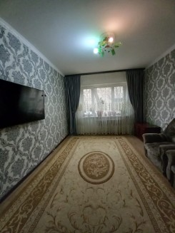 Двухкомнатная квартира улучшенной планировки в мкр Айнабулак-2