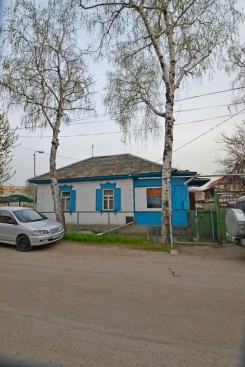 Дом с участком под постройку Выше ул. Рыскулова.
