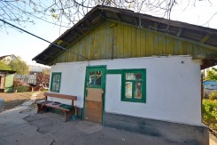 Дом с участком 6 соток. ул. Дальняя-Иссык-кульская