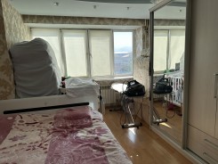 3х комнатная улучшенной планировки в кирпичном доме Мкр Мамыр 2 по Шаляпина