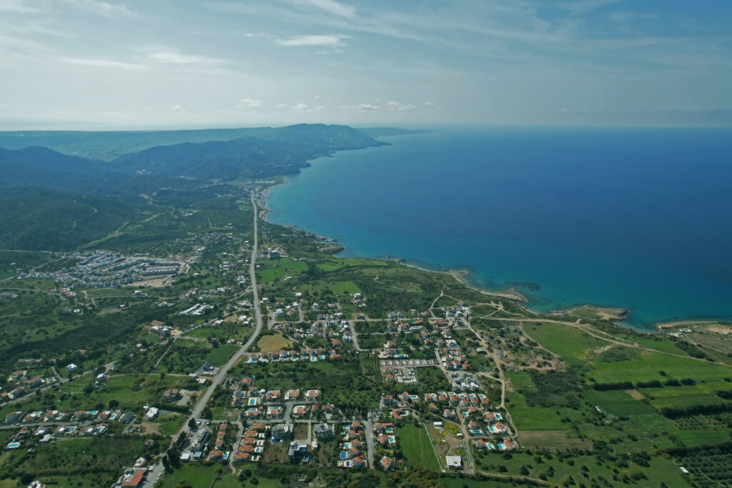 Участок  Girne