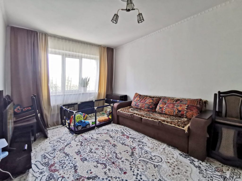 4-комнатная квартира 82 м² 5/5 Водник 1