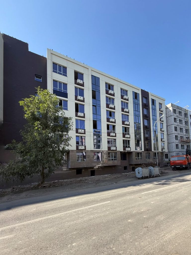 2-комнатная квартира 70 м² 1/6 Чернышевского